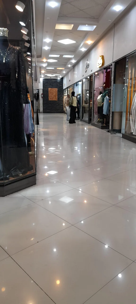 مرکز تجاری مفیدی - تصویر 2