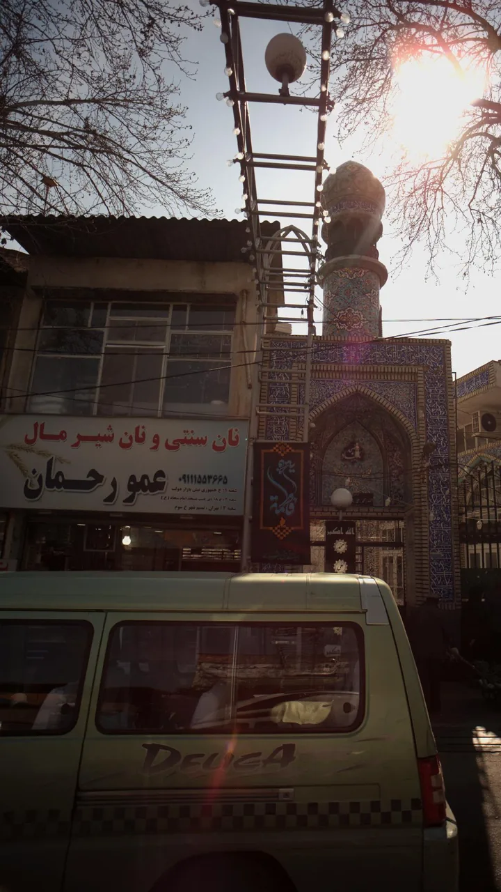 نان سنتی ونان شیر مال عمو رحمان - تصویر 2