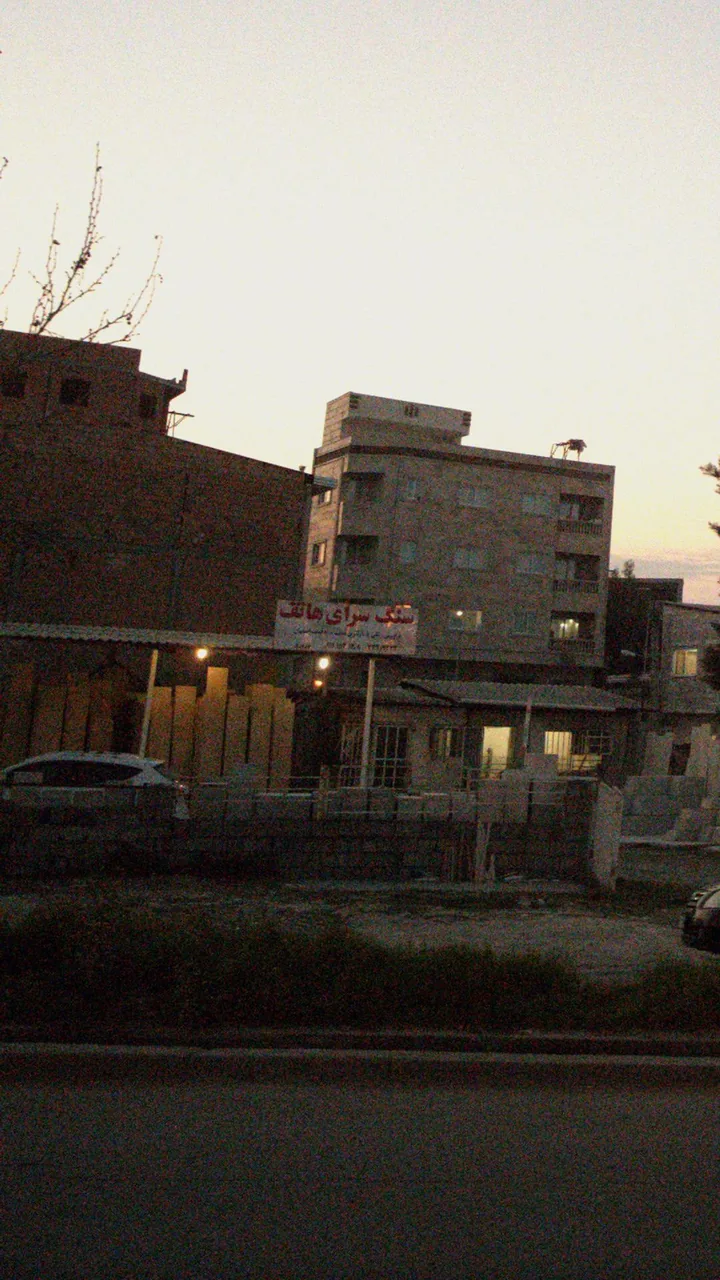 سنگ سرای هاتف - تصویر 2