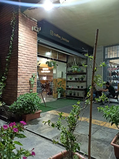 کافه بختیار