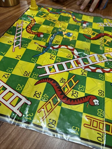 کافه بختیار