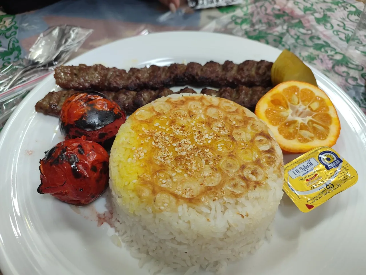 رستوران غذای سنتی و محلی حاج منصور - تصویر 3