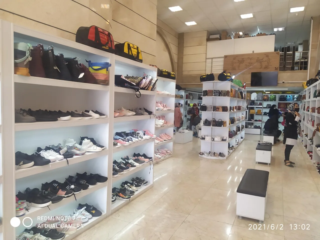 کیف و کفش شاتوت - تصویر 3