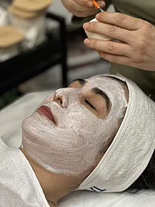 خدمات تخصصی پوست راحله