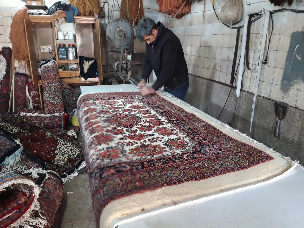 کارگاه تولیدی فرش دستباف - فرش و موکت در زنجان - تصویر 3