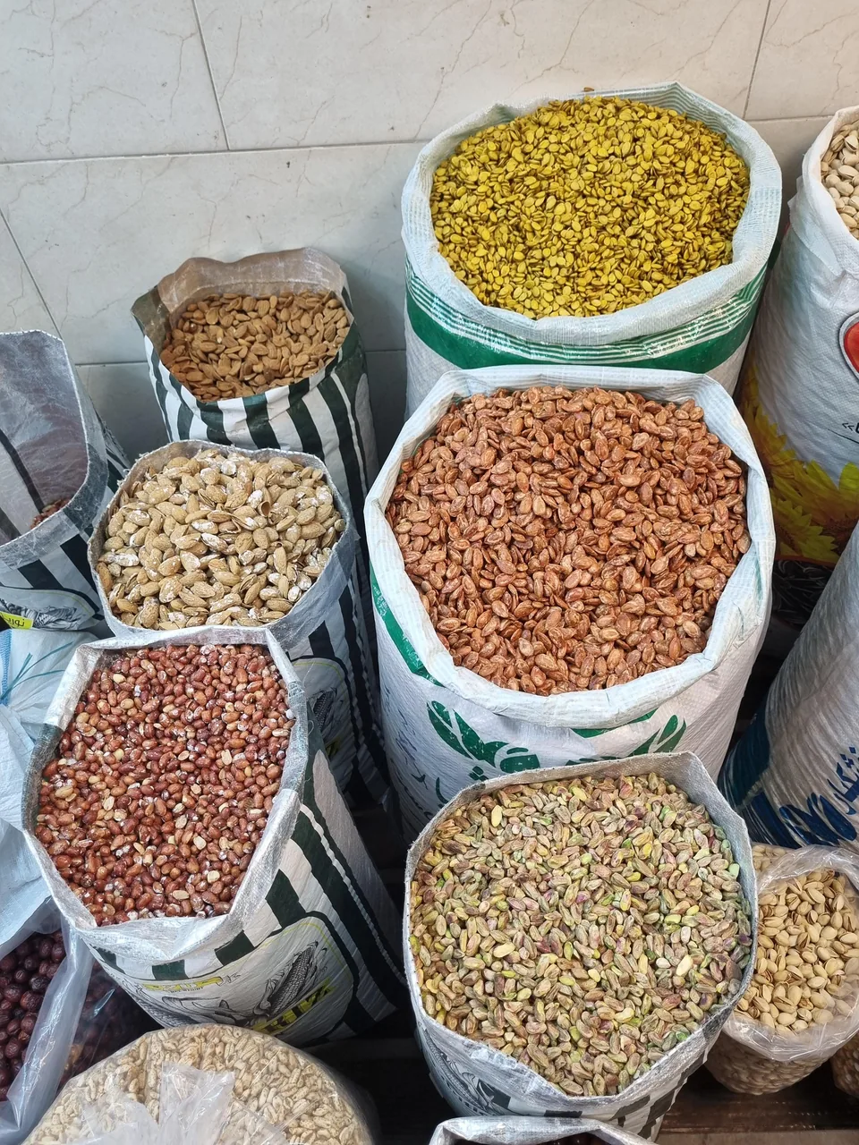 خشکبار تکدانه - تصویر 4