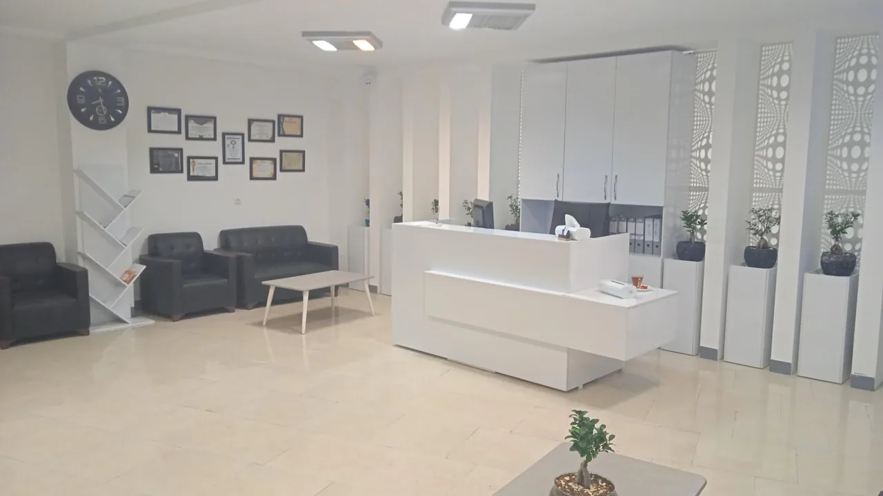 مطب دندانپزشکی فرشاد عبدالکریمی - دندانپزشک در زنجان - تصویر 4