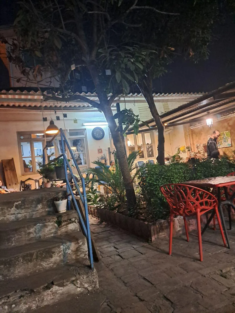 یک فنجان کتاب - تصویر 3