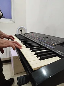 آموزشگاه موسیقی مدهوش
