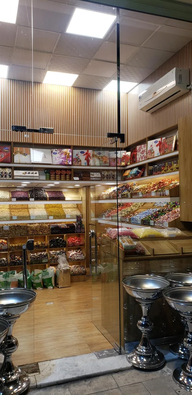 آجیل شکلات معبودی
