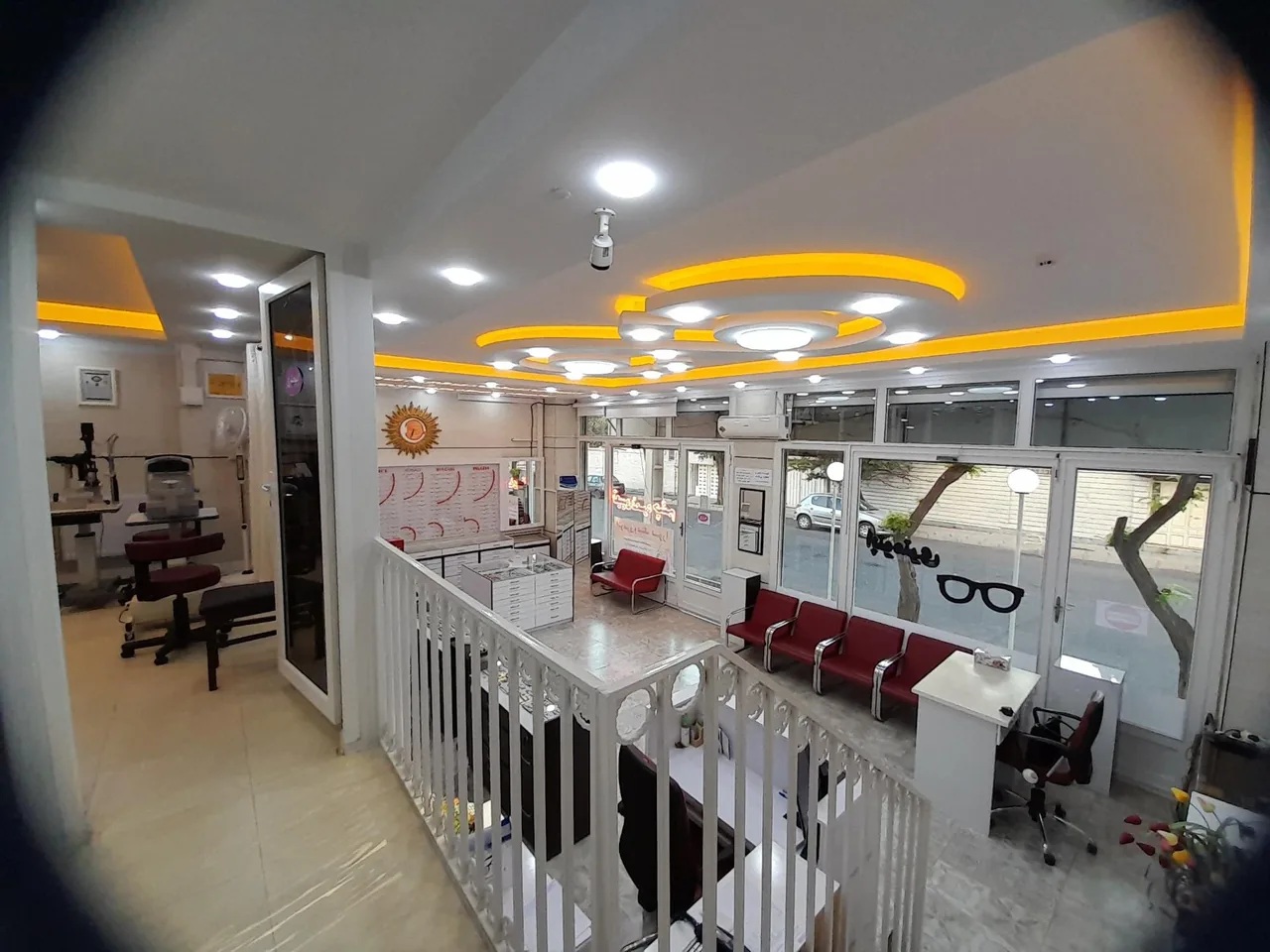 اپتومتری و عینک نورا - تصویر 4