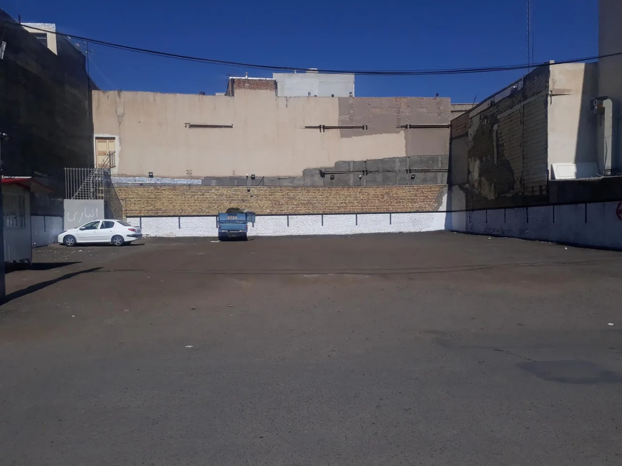 پارکینگ دانیال - تصویر 2