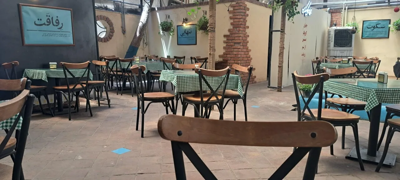 کافه عمارت جهان کوچک من - تصویر 4