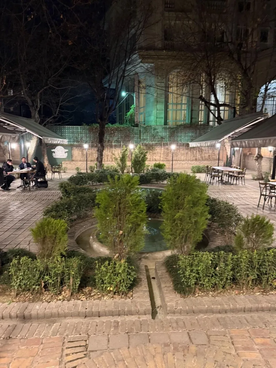 کافه کتاب عمارت روشنان - تصویر 4