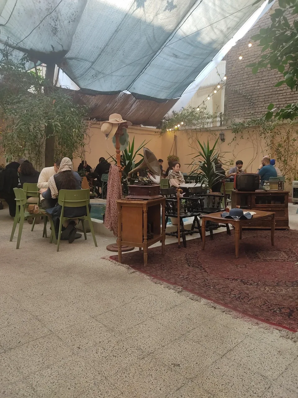 کافه عمارت این خانه