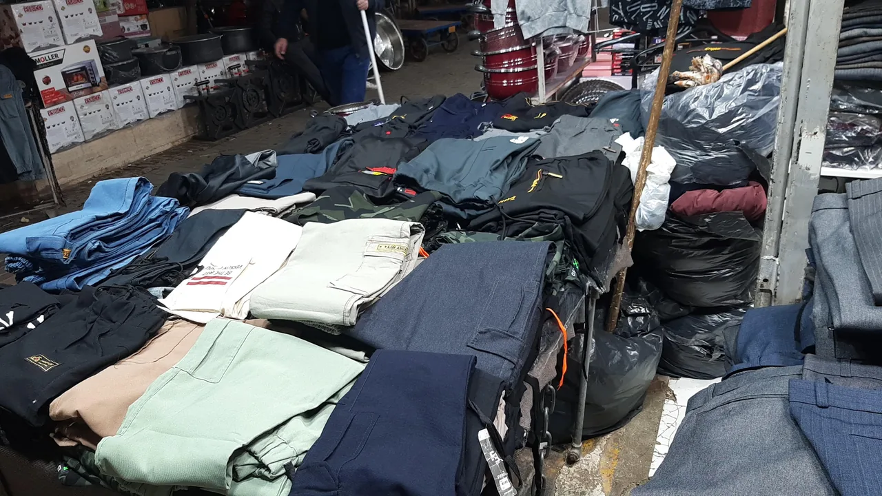پوشاک امیر مهدی منوچهری - تصویر 2