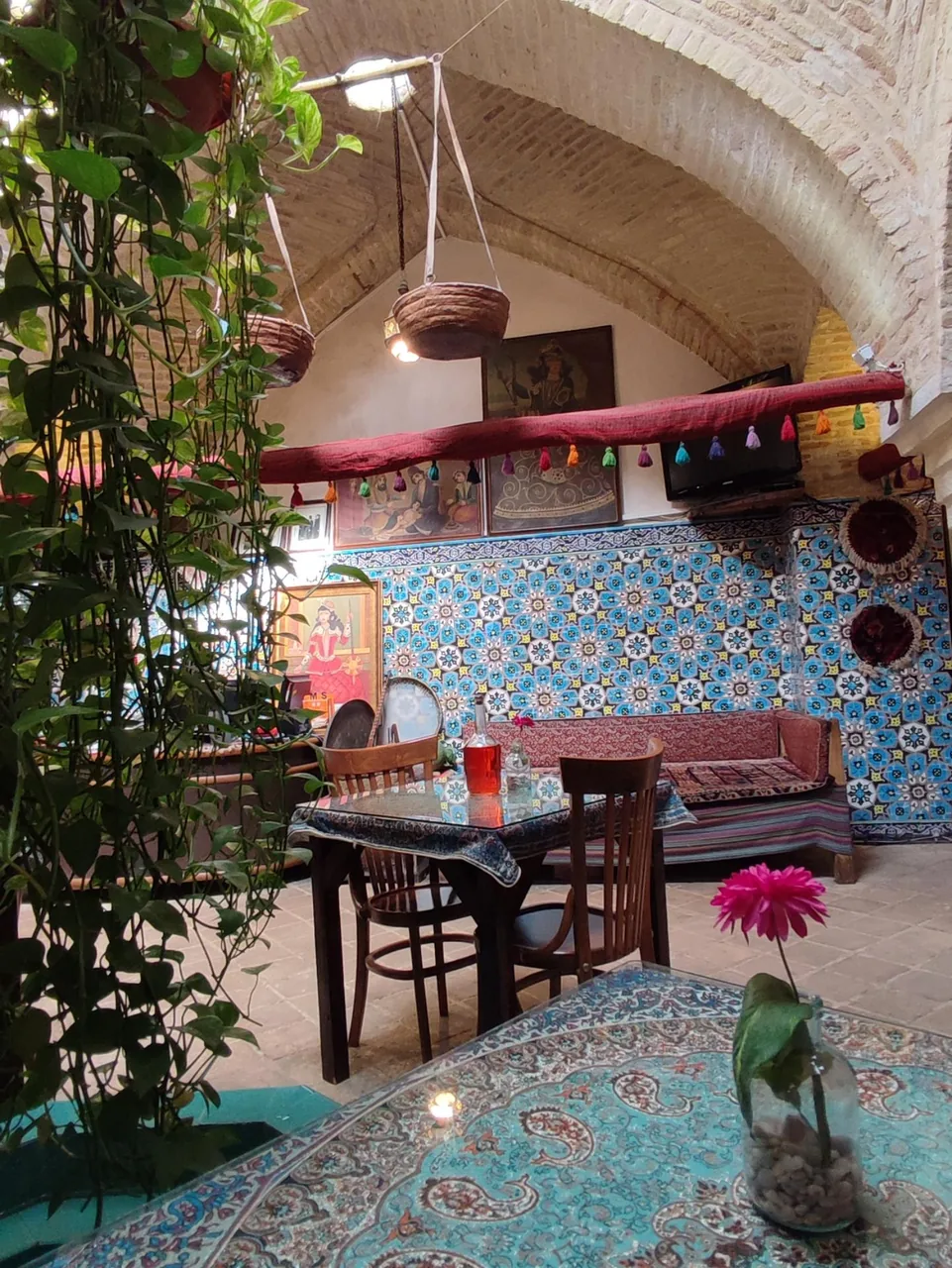 سفره خانه و چایخانه سنتی حاج داداش (حمام) - تصویر 4