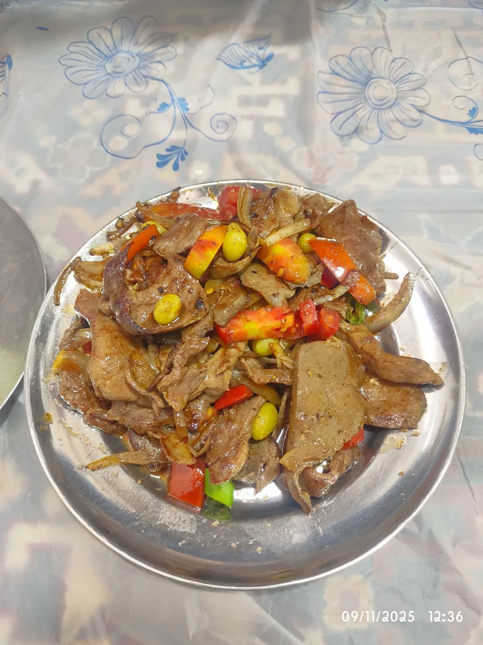 جغوربغورسنتی عرفان - تصویر 3
