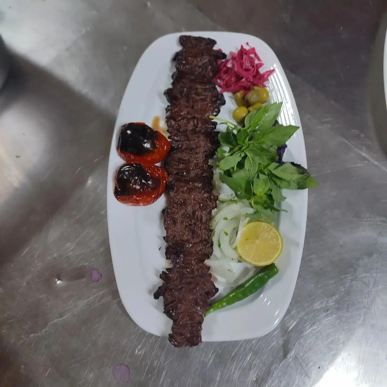 رستوران و نان داغ کباب داغ البرز - تصویر 4