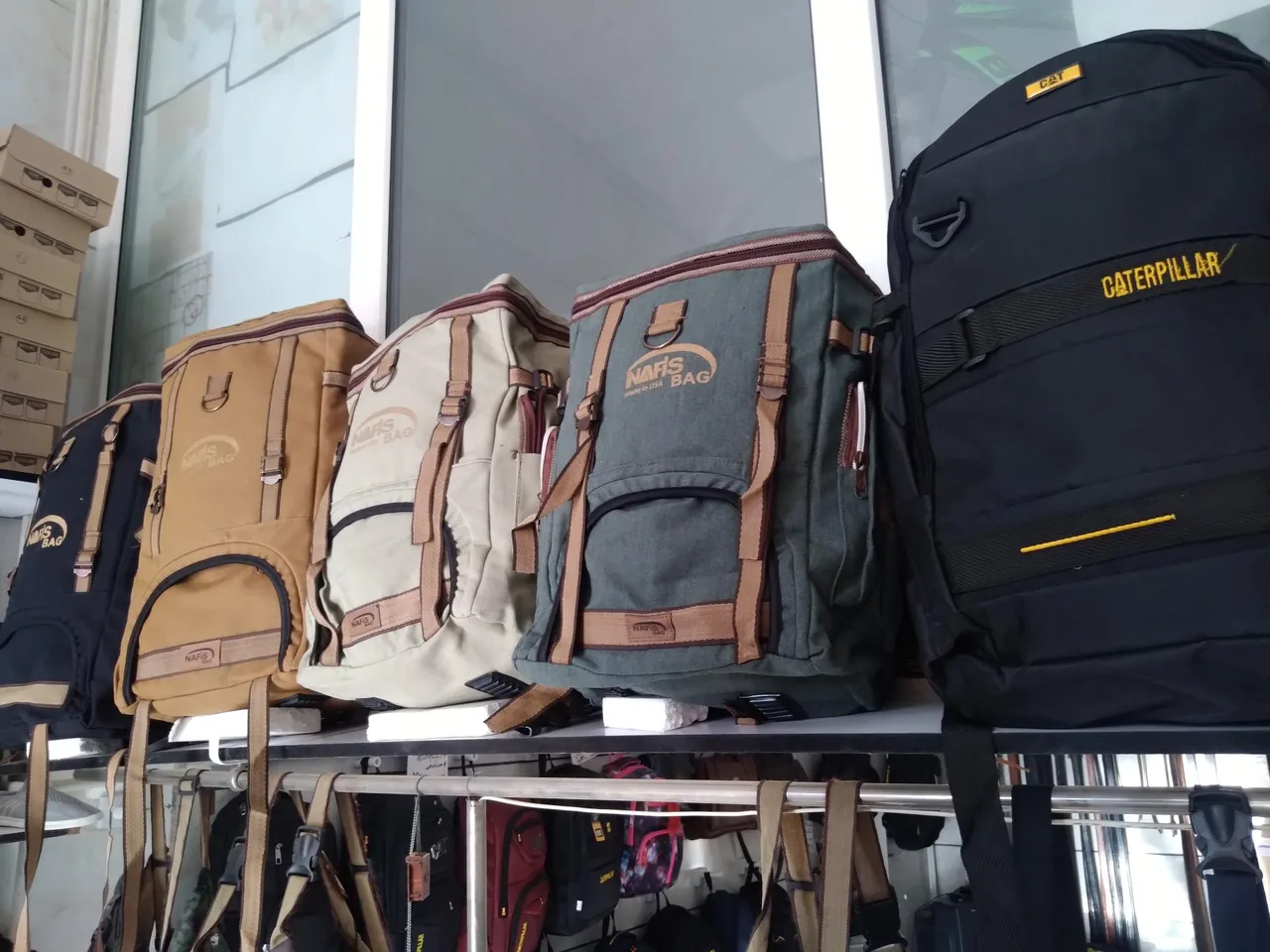 کیف و کفش نارون