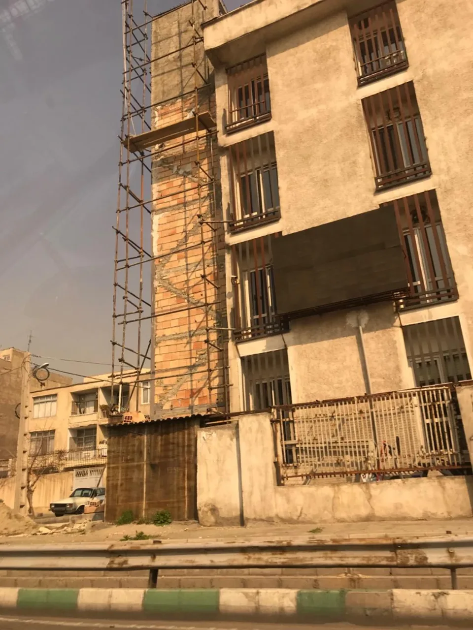 مرکز خیریه حمایت از معلولین ضایعات نخاعی طرشت - تصویر 2