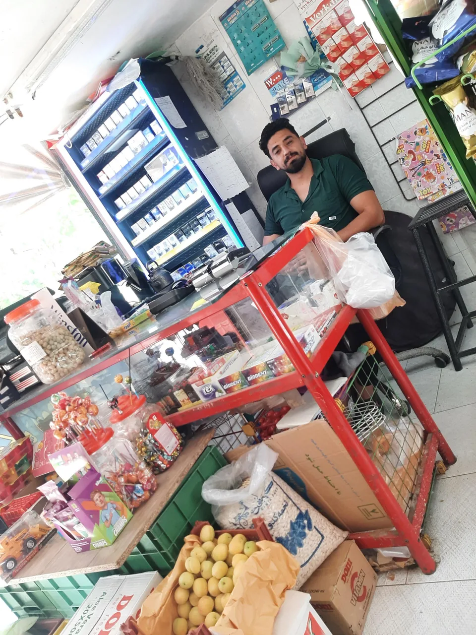 مغازه ممد بقال - تصویر 2