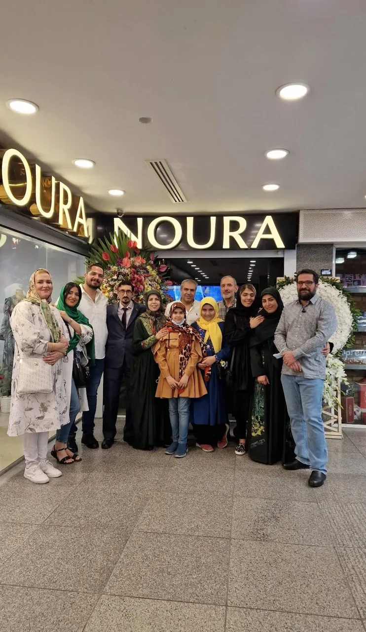 فروشگاه لباس برند نورا - تصویر 3