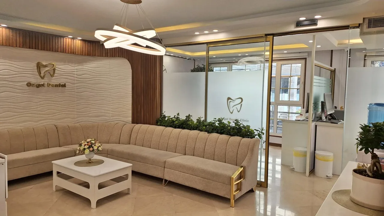 کلینیک تخصصی دندان پزشکی رزگل - تصویر 2