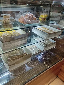 شیرینی آریا