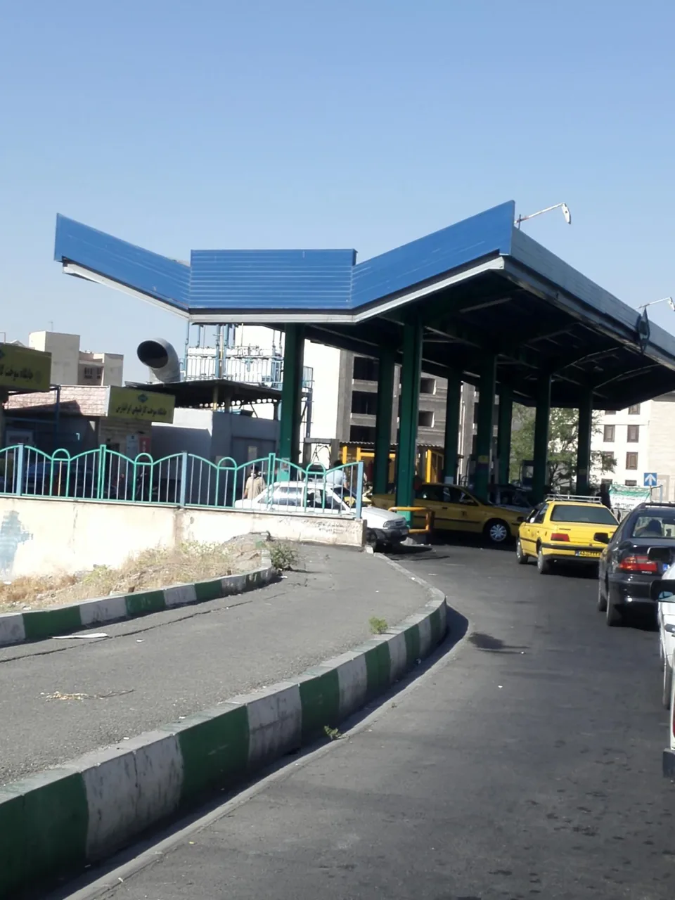 جایگاه گاز CNG ایرانپارس - جایگاه سوخت در تهران - تصویر 5