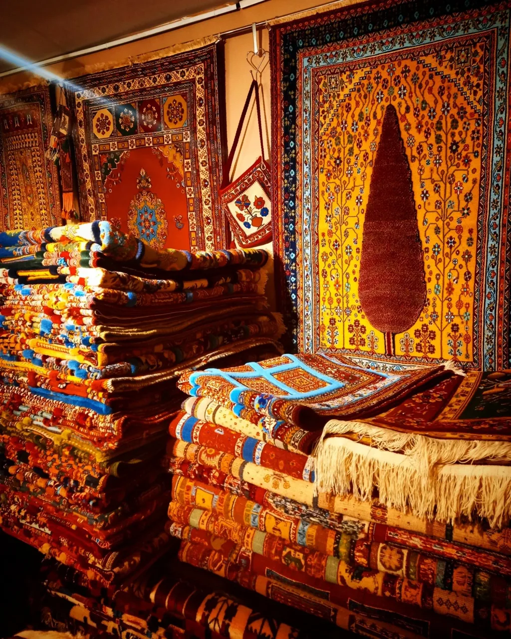گلیم آنتیک (گالری گلچین ها) - صنایع دستی و سوغات در تهران - تصویر 3