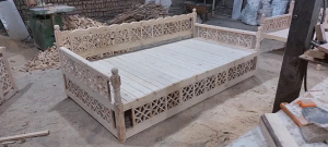 تخت سنتی غفارزاده