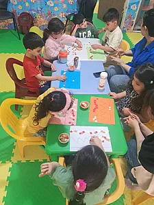 مهدکودک و پیش دبستانی جوانه ها
