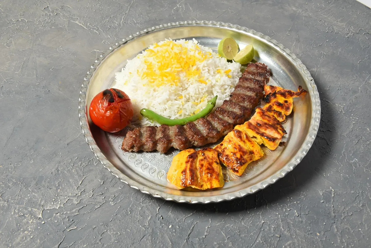 کترینگ و آشپزخانه چلو بیست - تصویر 3