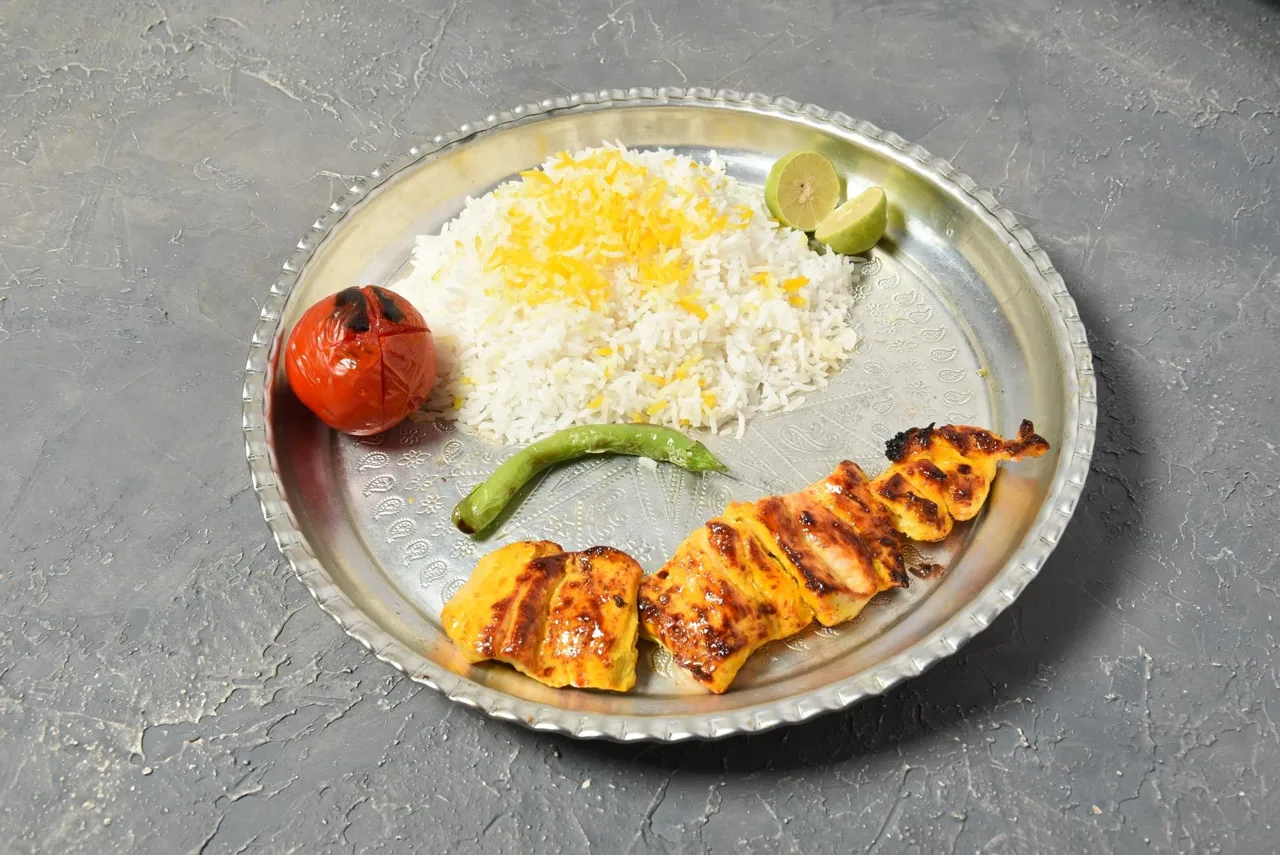 کترینگ و آشپزخانه چلو بیست - تصویر 4