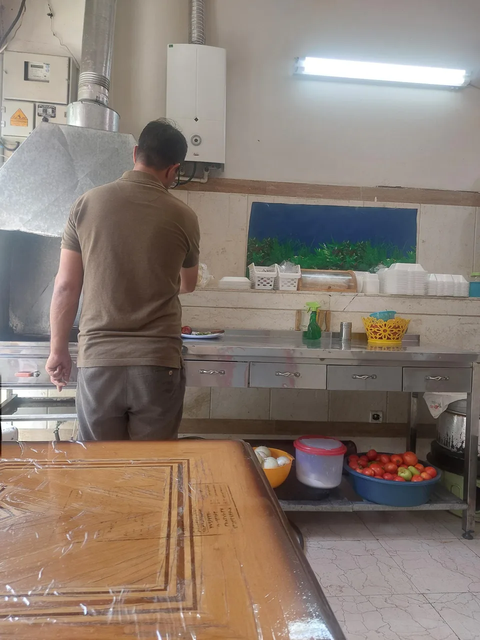 تهیه غذای خانم گل - تصویر 2