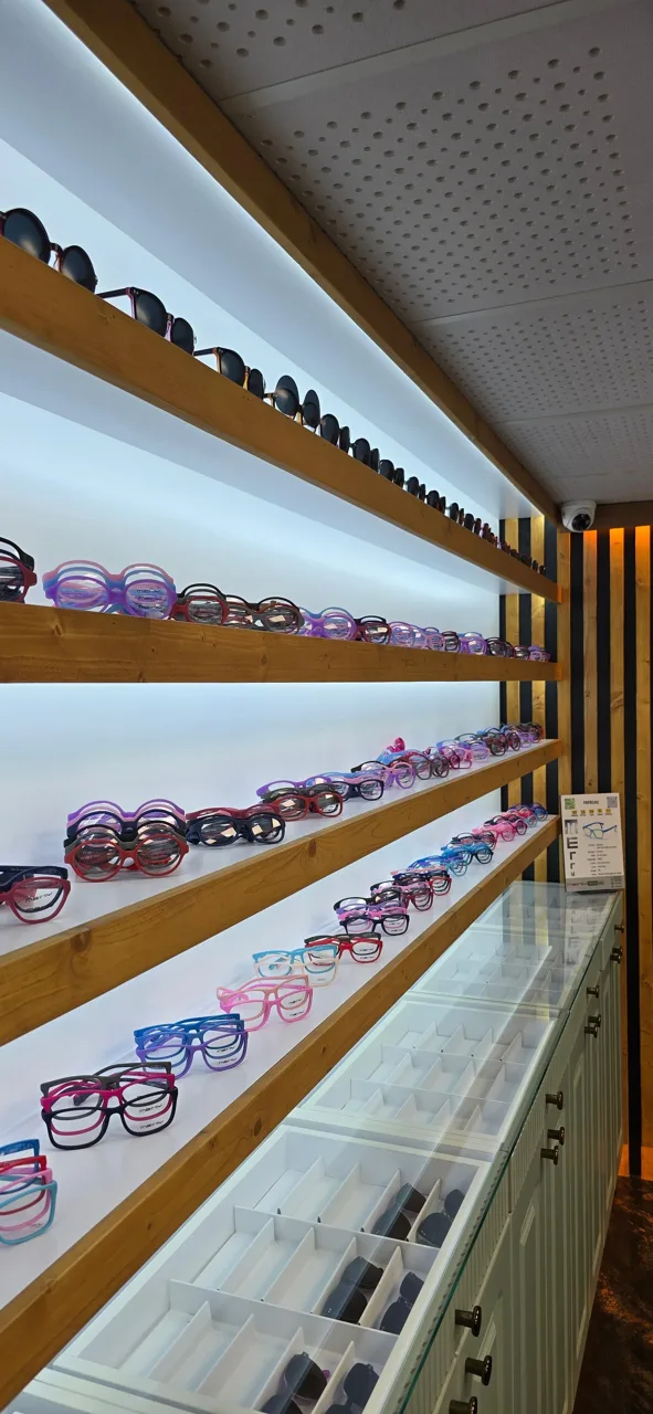 مری اپتیک - تصویر 5