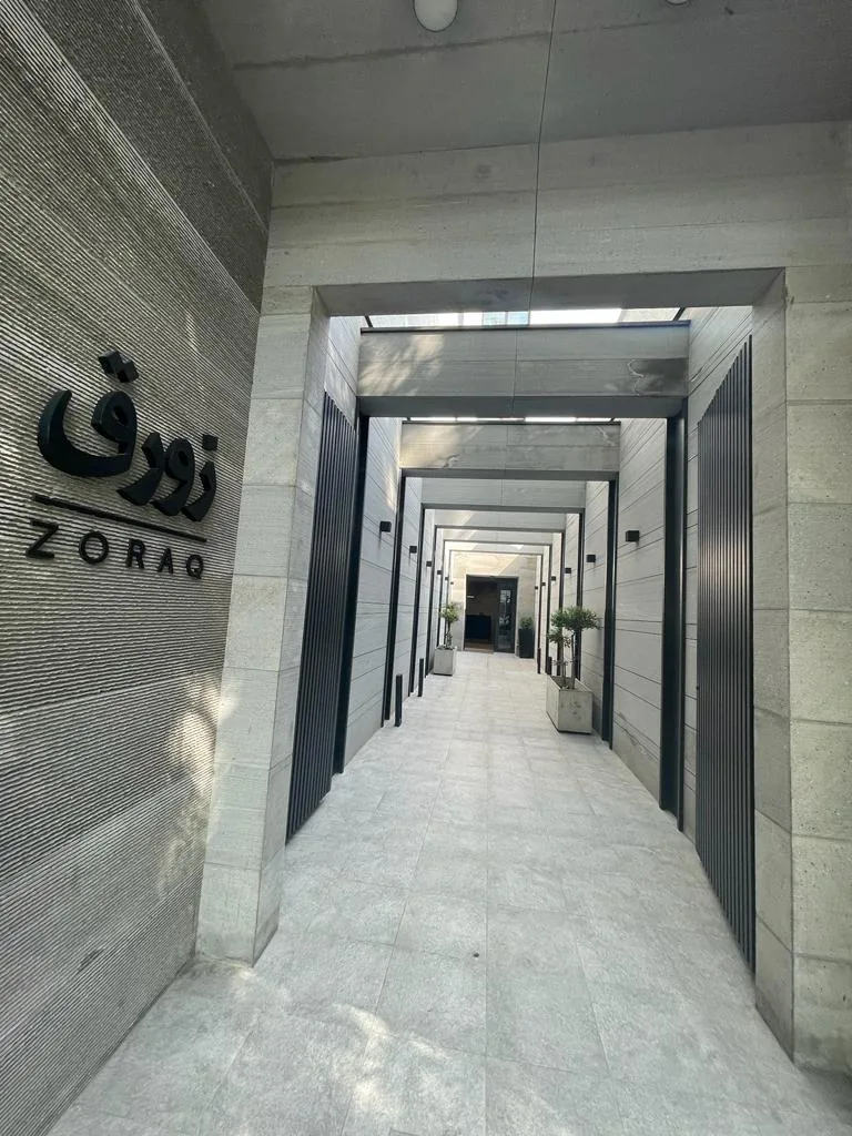 پاکسازی تخصصی پوست النا مقیمی - تصویر 5