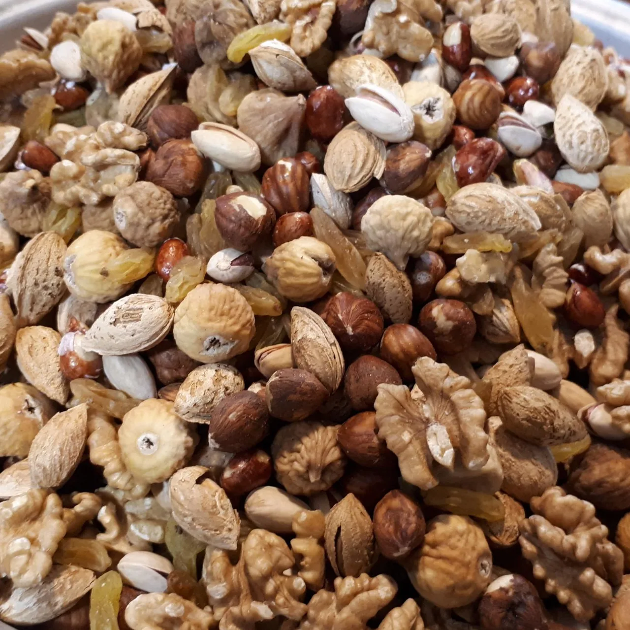 آجیل و تخمه داغ آرمان - تصویر 4
