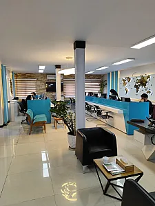 آژانس مسافرتی چکاوک آسمان آبی