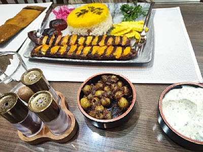 رستوران گیلانه ساری