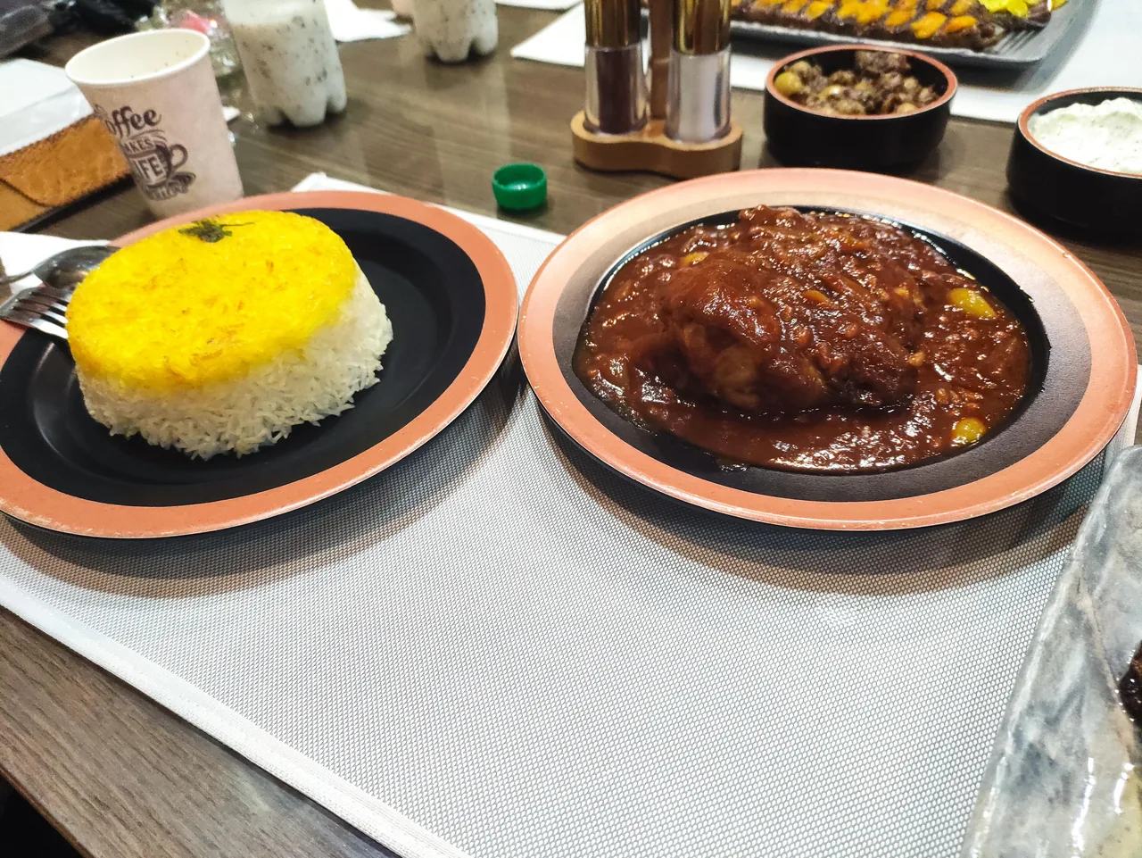رستوران گیلانه ساری - تصویر 2