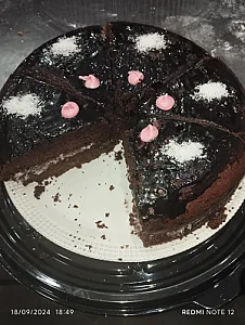 قنادی میهن