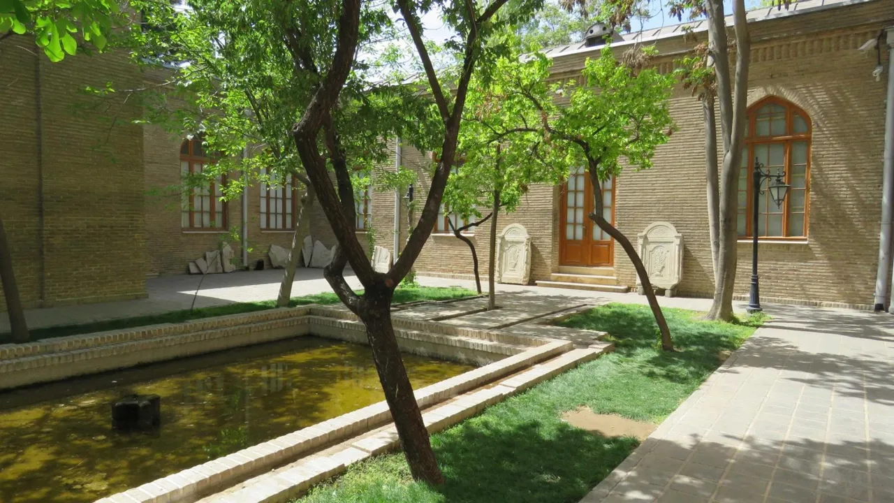 گالری هنر نگارستان - تصویر 3