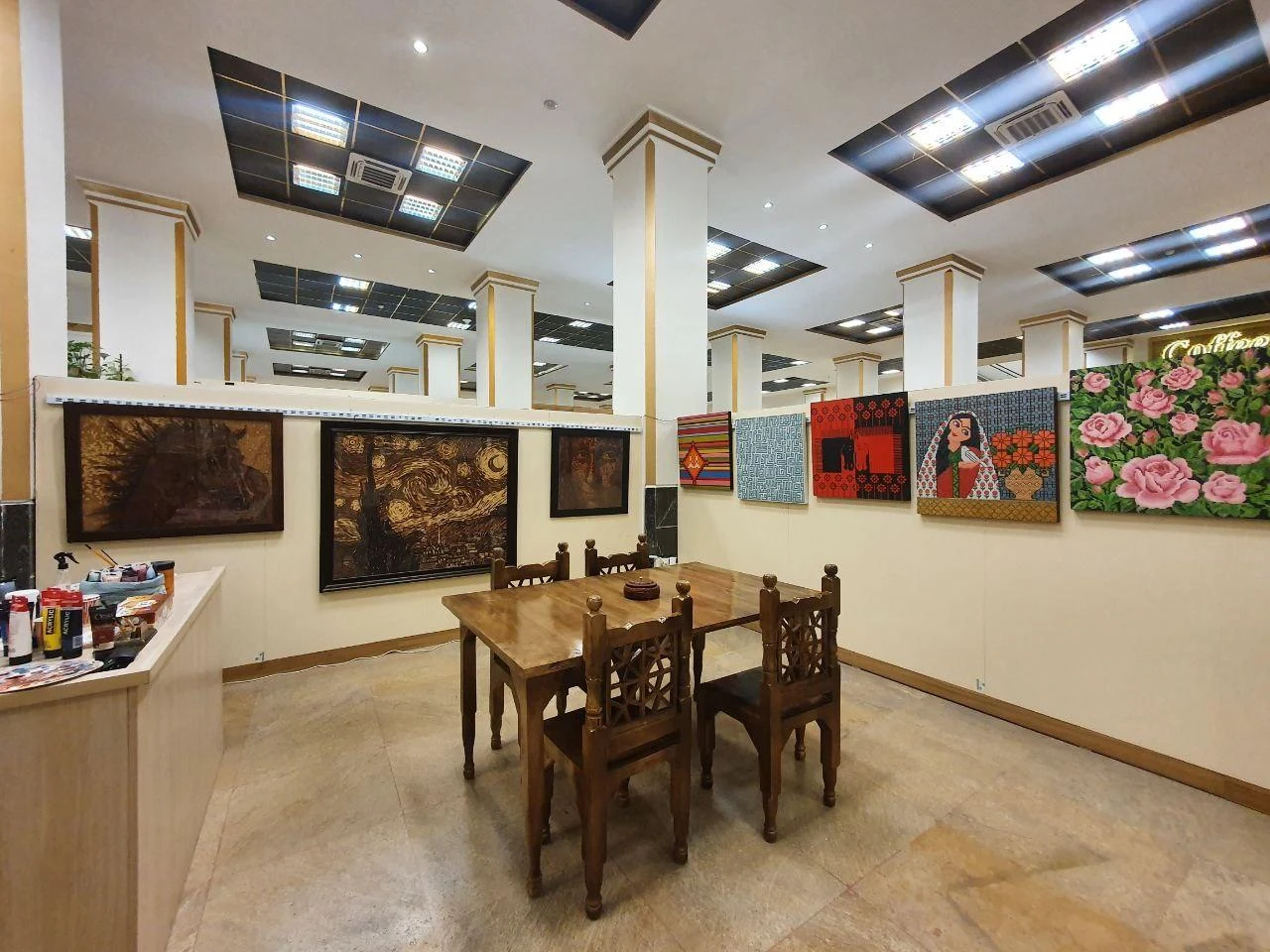 گالری پروین - تصویر 3