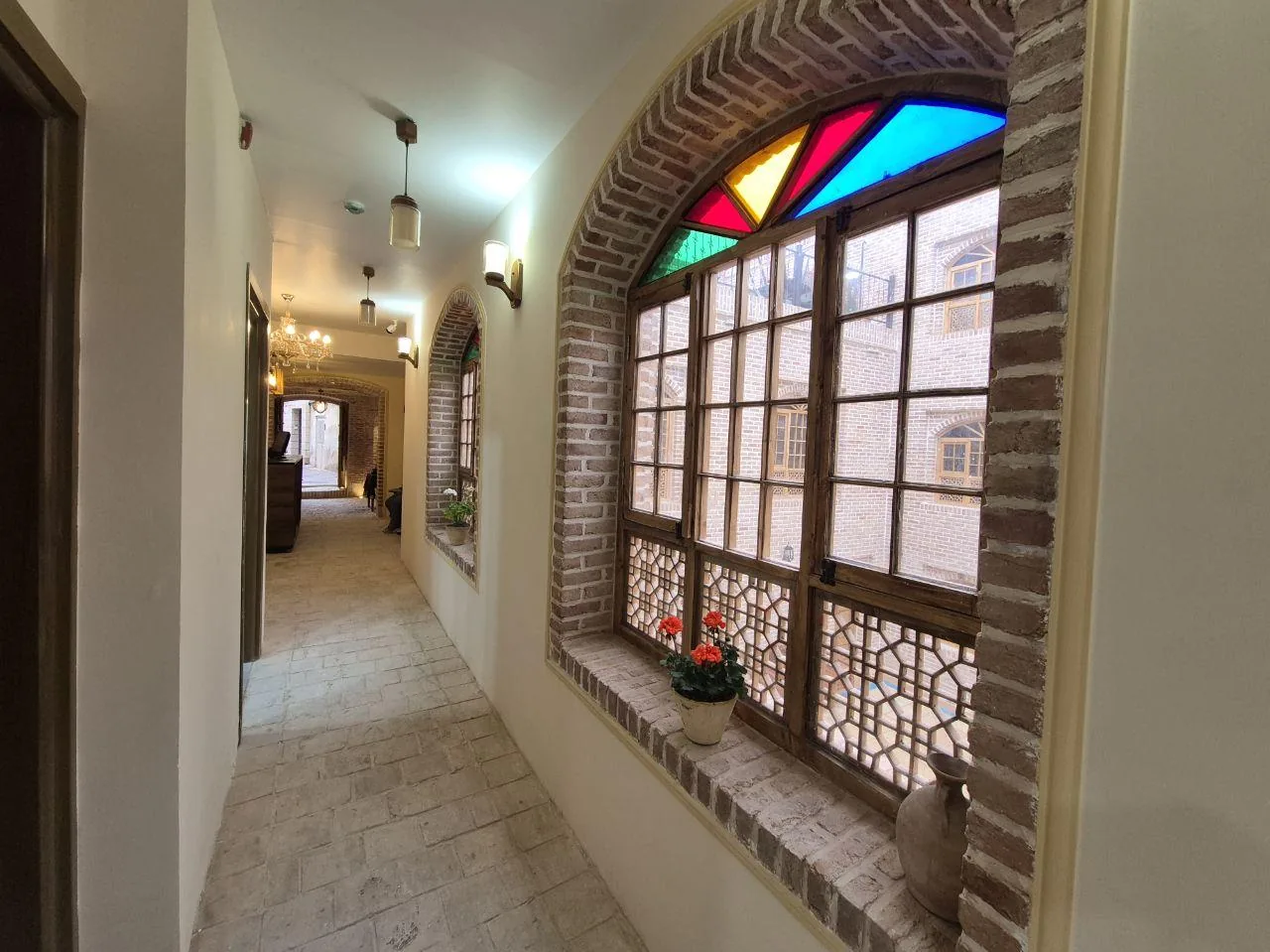اقامتگاه سنتی خانه یار - تصویر 3