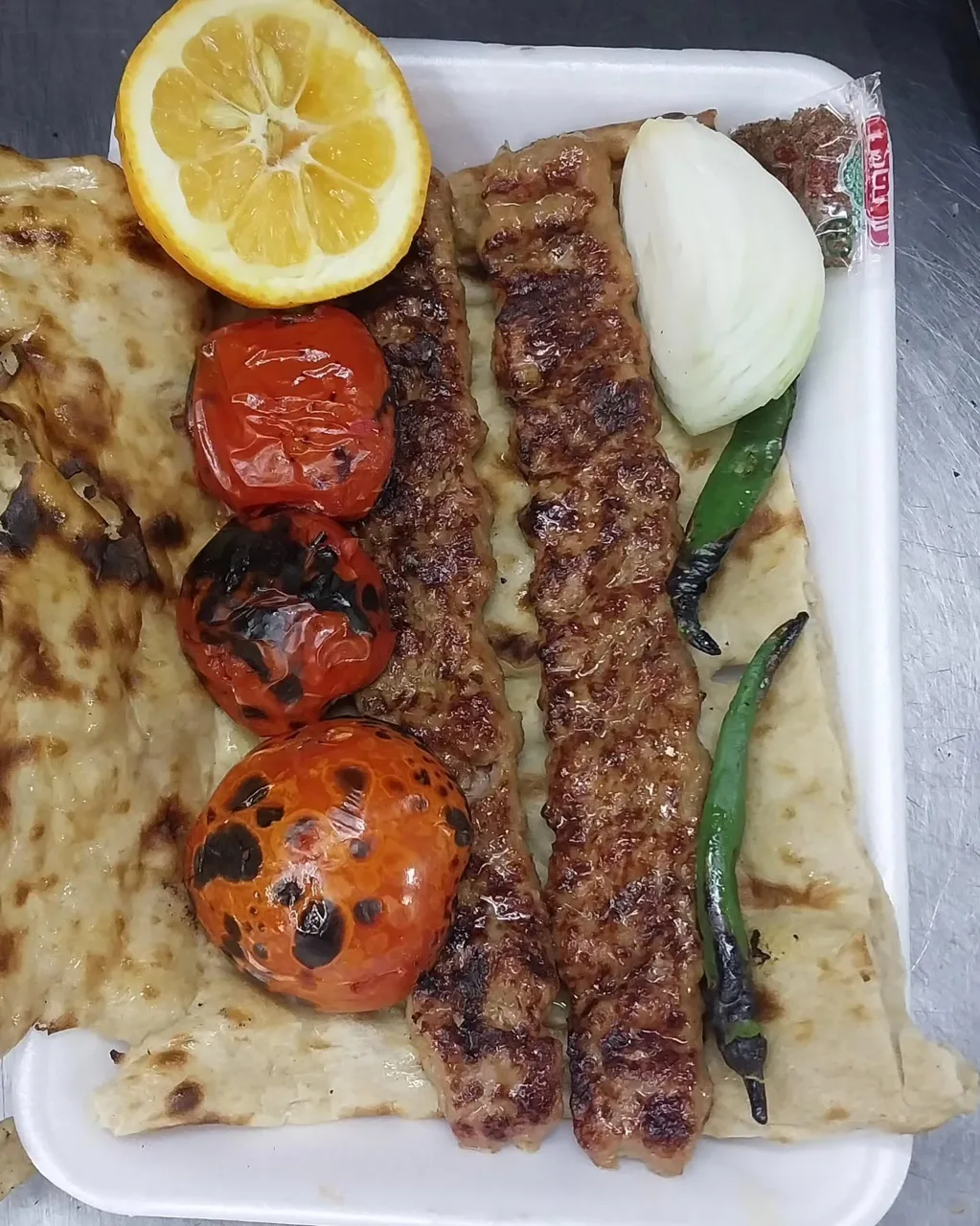 چلوکبابی بابا عباس - تصویر 2