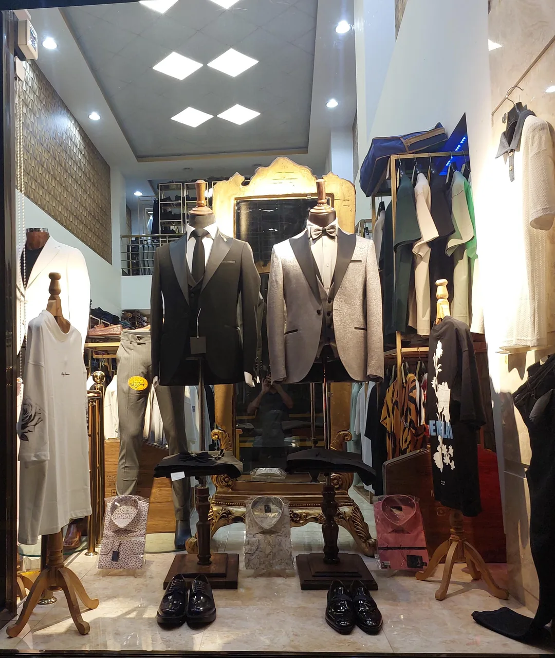 فروشگاه آقای خاص