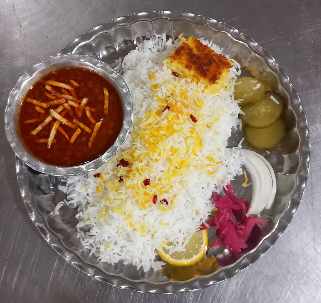 کترینگ و اشپزخانه حاج مراد - تصویر 4