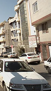 باشگاه بدنسازی دی